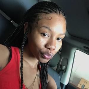 Meet your Posher, Siani